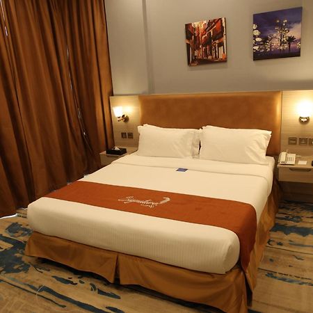 Signature Hotel Jeddah Bagian luar foto